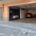 Armanda-suite W Private Box Auto