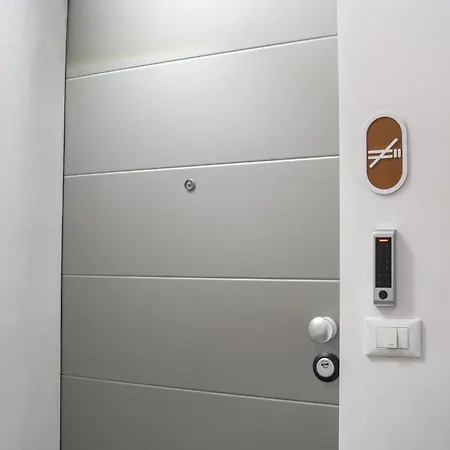 Armanda-suite W Private Box Auto Feriehus Lerici